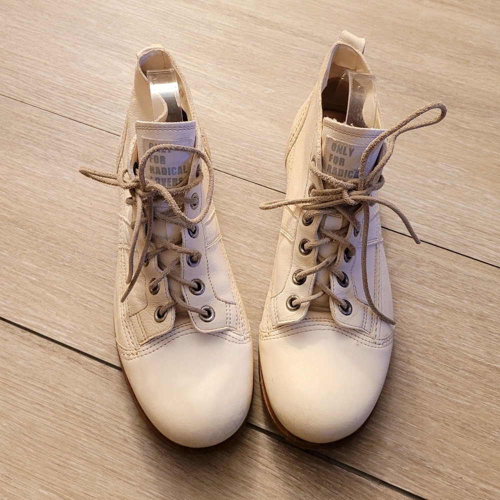 O.X.O Shoes